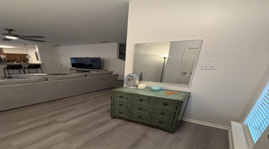 2619 San Isidro Pkwy, Laredo, Texas 78045, 2 Bedrooms Bedrooms, 3 Rooms Rooms,2 BathroomsBathrooms,Residential,For Sale,2619 San Isidro Pkwy,20263361