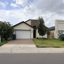 5718 Gillian Dr., Laredo, Texas 78046, 3 Bedrooms Bedrooms, 7 Rooms Rooms,2 BathroomsBathrooms,Residential,For Rent,5718 Gillian Dr.,20263363