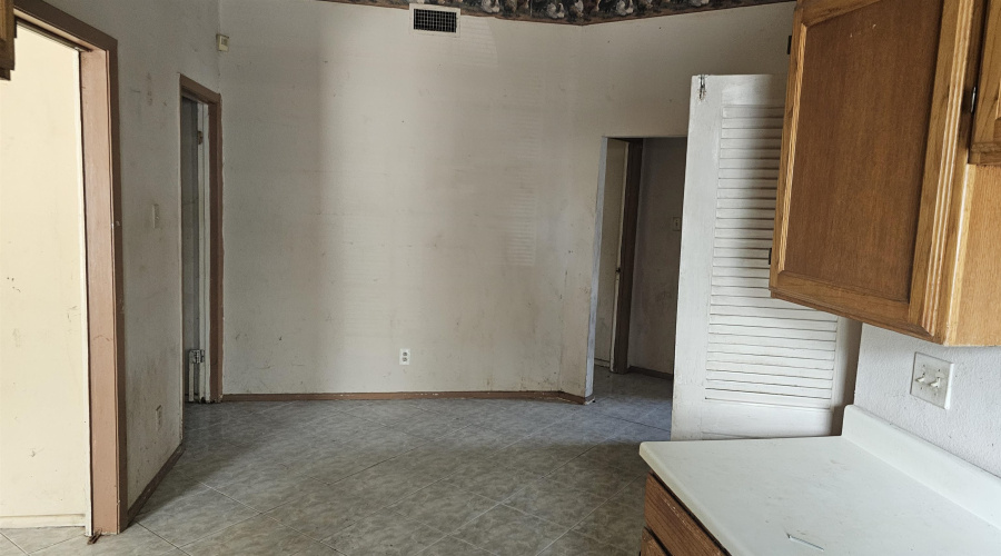9648 Mallard Lp, laredo, Texas 78045, 5 Bedrooms Bedrooms, 4 Rooms Rooms,2 BathroomsBathrooms,Residential,For Sale,9648 Mallard Lp,20263366
