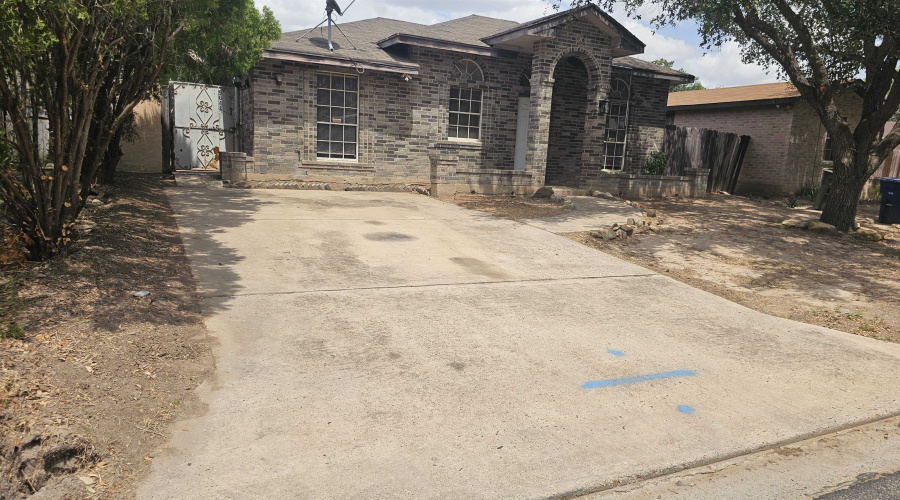 9648 Mallard Lp, laredo, Texas 78045, 5 Bedrooms Bedrooms, 4 Rooms Rooms,2 BathroomsBathrooms,Residential,For Sale,9648 Mallard Lp,20263366