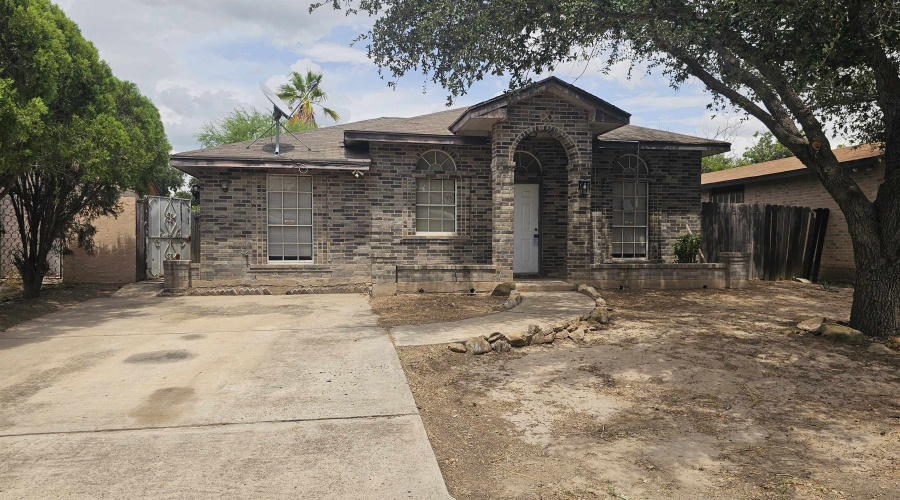 9648 Mallard Lp, laredo, Texas 78045, 5 Bedrooms Bedrooms, 4 Rooms Rooms,2 BathroomsBathrooms,Residential,For Sale,9648 Mallard Lp,20263366