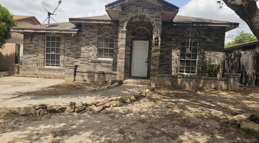 9648 Mallard Lp, laredo, Texas 78045, 5 Bedrooms Bedrooms, 4 Rooms Rooms,2 BathroomsBathrooms,Residential,For Sale,9648 Mallard Lp,20263366