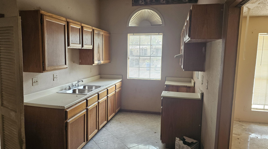 9648 Mallard Lp, laredo, Texas 78045, 5 Bedrooms Bedrooms, 4 Rooms Rooms,2 BathroomsBathrooms,Residential,For Sale,9648 Mallard Lp,20263366