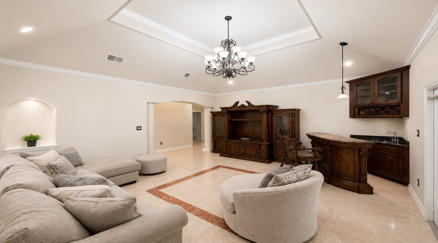 2104 Foggy Lp, Laredo, Texas 78045, 3 Bedrooms Bedrooms, 6 Rooms Rooms,2 BathroomsBathrooms,Residential,For Sale,2104 Foggy Lp,20263369