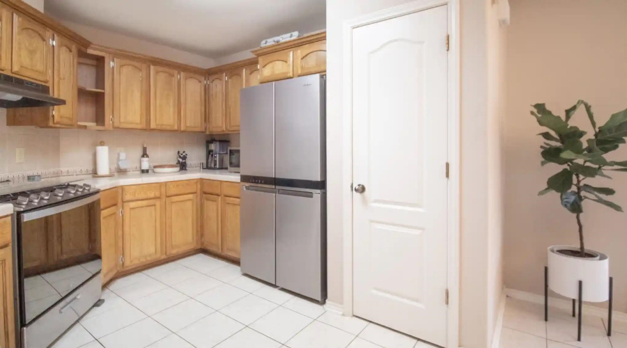 2083 Quito Lp, Laredo, Texas 78041, 3 Bedrooms Bedrooms, 5 Rooms Rooms,2 BathroomsBathrooms,Residential,For Rent,2083 Quito Lp,20263370