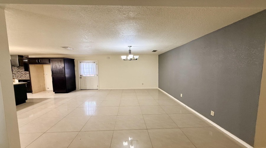 313 Wyoming St, Laredo, Texas 78041, 3 Bedrooms Bedrooms, 6 Rooms Rooms,2 BathroomsBathrooms,Residential,For Rent,313 Wyoming St,20263373