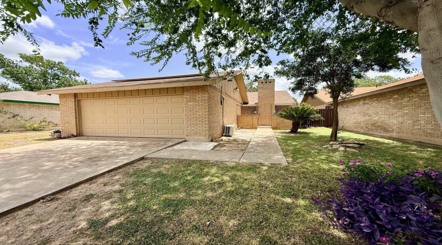 313 Wyoming St, Laredo, Texas 78041, 3 Bedrooms Bedrooms, 6 Rooms Rooms,2 BathroomsBathrooms,Residential,For Rent,313 Wyoming St,20263373