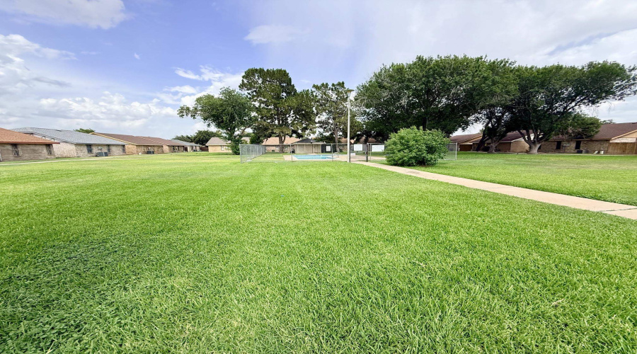 313 Wyoming St, Laredo, Texas 78041, 3 Bedrooms Bedrooms, 6 Rooms Rooms,2 BathroomsBathrooms,Residential,For Rent,313 Wyoming St,20263373