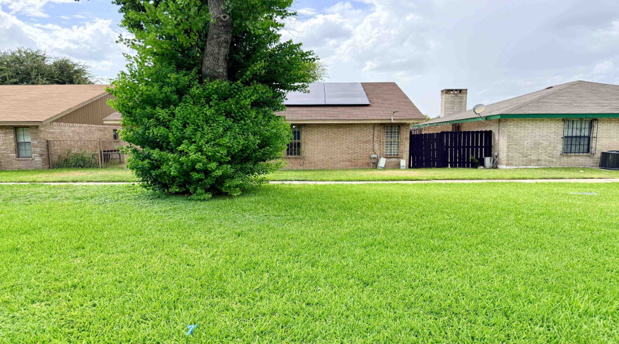 313 Wyoming St, Laredo, Texas 78041, 3 Bedrooms Bedrooms, 6 Rooms Rooms,2 BathroomsBathrooms,Residential,For Rent,313 Wyoming St,20263373