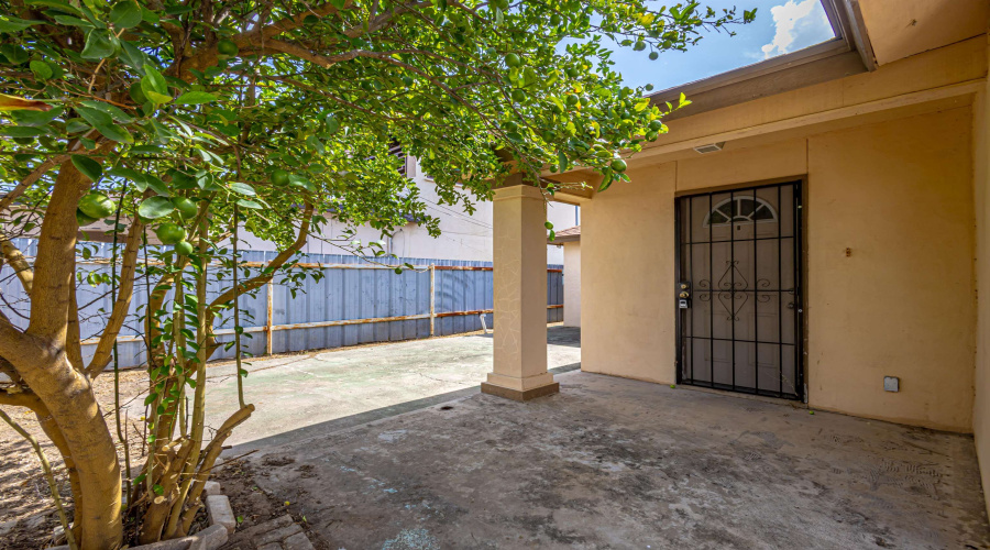 4120 Juarez Ave, Laredo, Texas 78041, 2 Bedrooms Bedrooms, 4 Rooms Rooms,2 BathroomsBathrooms,Residential,For Sale,4120 Juarez Ave,20263375