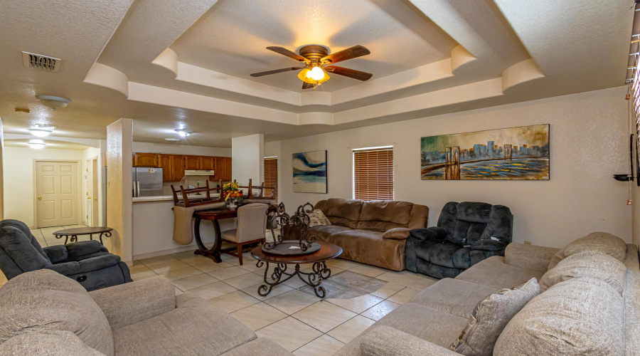 4120 Juarez Ave, Laredo, Texas 78041, 2 Bedrooms Bedrooms, 4 Rooms Rooms,2 BathroomsBathrooms,Residential,For Sale,4120 Juarez Ave,20263375