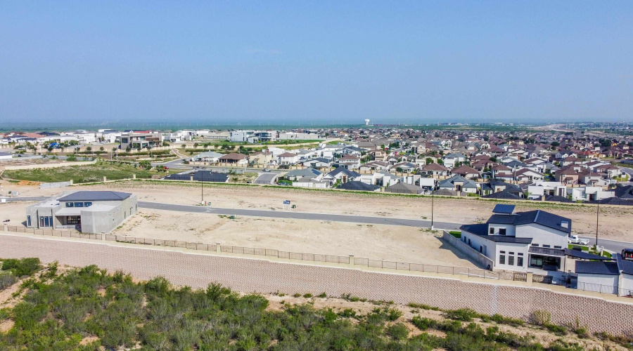 16 Acantilado Dr., Laredo, Texas 78045-8129, ,Land,For Sale,16 Acantilado Dr.,20263376