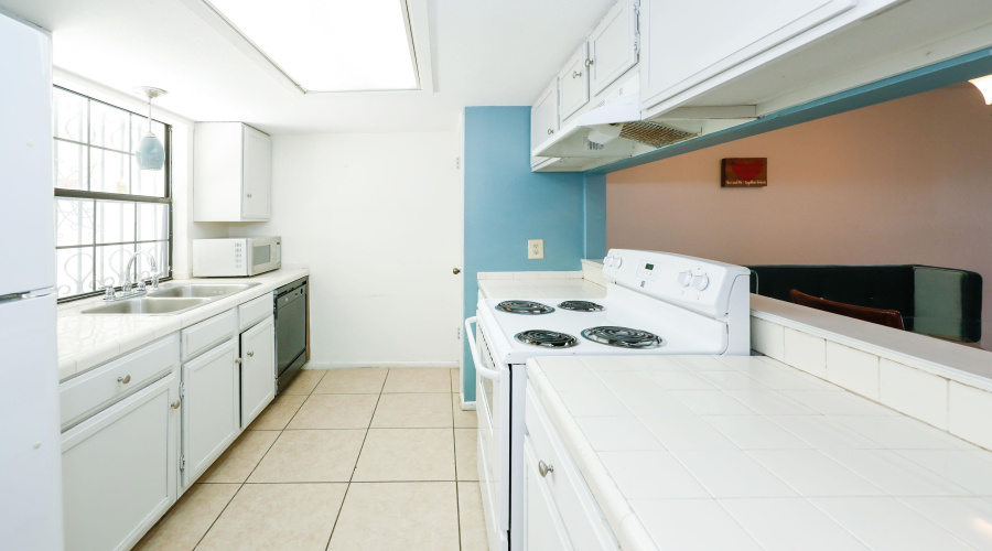 5500 McPherson Rd, Laredo, Texas 78045, 3 Bedrooms Bedrooms, 5 Rooms Rooms,2 BathroomsBathrooms,Residential,For Rent,5500 McPherson Rd,20263378