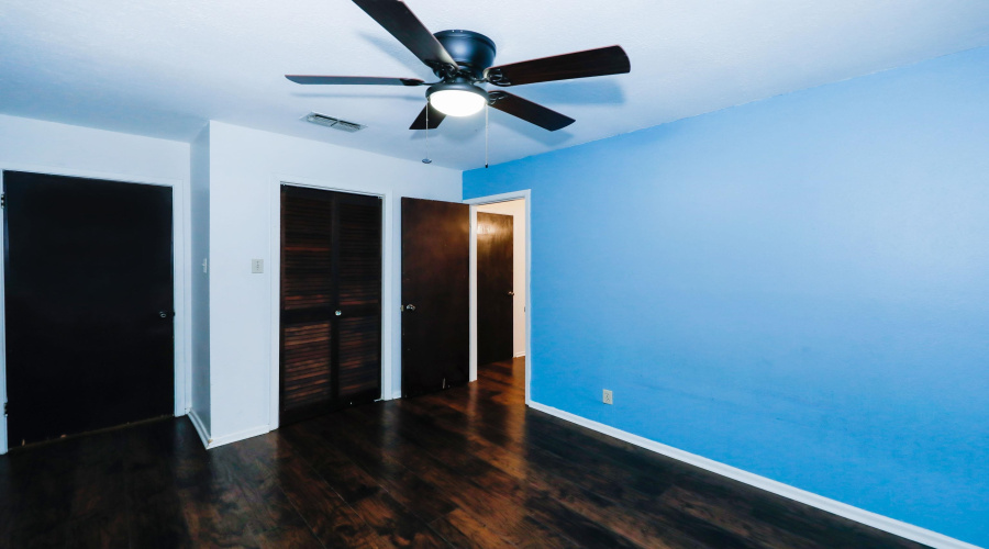5500 McPherson Rd, Laredo, Texas 78045, 3 Bedrooms Bedrooms, 5 Rooms Rooms,2 BathroomsBathrooms,Residential,For Rent,5500 McPherson Rd,20263378