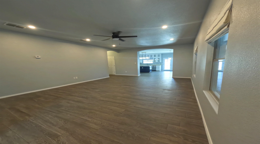 1805 Dorado Dr, Laredo, Texas 78046-6144, 3 Bedrooms Bedrooms, 6 Rooms Rooms,2 BathroomsBathrooms,Residential,For Rent,1805 Dorado Dr,20263381