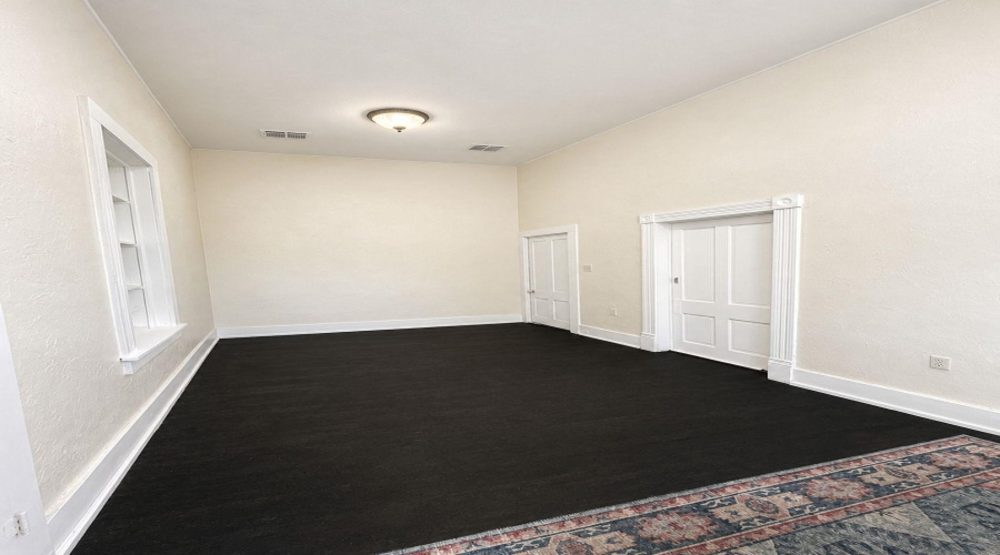 1916 Matamoros St, Laredo, Texas 78040-7719, 1 Room Rooms,1 BathroomBathrooms,Commercial retail/office,For Rent,1916 Matamoros St,20263379