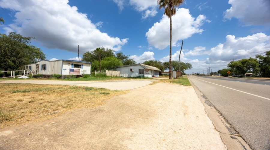 601 N Main St, Cotulla, Texas 78014, ,Land,For Sale,601 N Main St,20263377