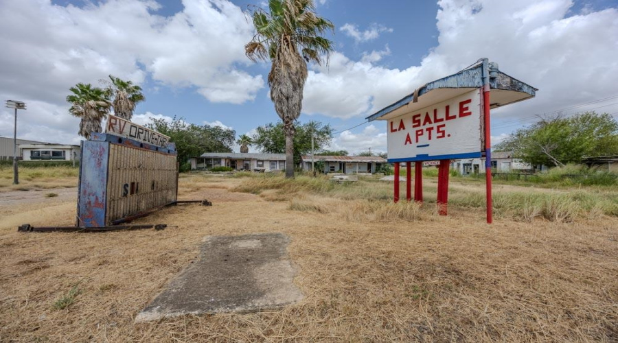 601 N Main St, Cotulla, Texas 78014, ,Land,For Sale,601 N Main St,20263377