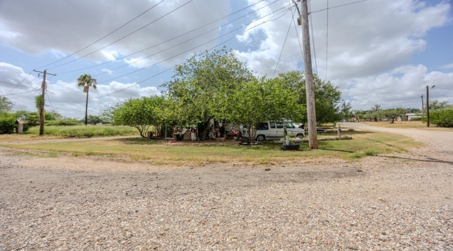 601 N Main St, Cotulla, Texas 78014, ,Land,For Sale,601 N Main St,20263377
