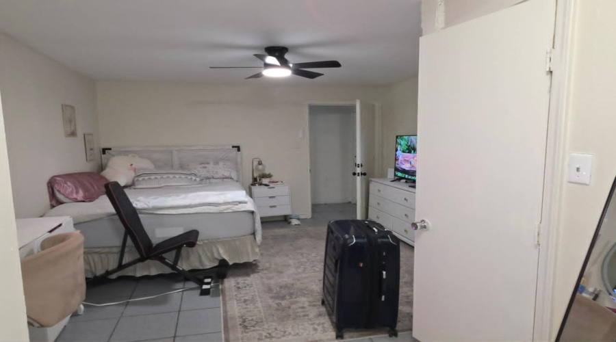 1516 Burnside St, LAREDO, Texas 78040-1266, 4 Bedrooms Bedrooms, 6 Rooms Rooms,2 BathroomsBathrooms,Residential,For Sale,1516 Burnside St,20263382