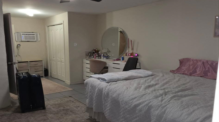1516 Burnside St, LAREDO, Texas 78040-1266, 4 Bedrooms Bedrooms, 6 Rooms Rooms,2 BathroomsBathrooms,Residential,For Sale,1516 Burnside St,20263382