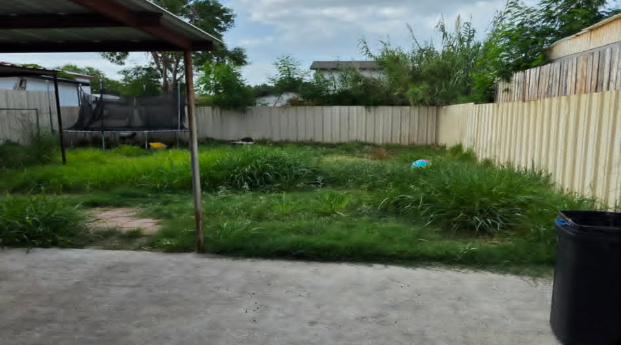 1516 Burnside St, LAREDO, Texas 78040-1266, 4 Bedrooms Bedrooms, 6 Rooms Rooms,2 BathroomsBathrooms,Residential,For Sale,1516 Burnside St,20263382