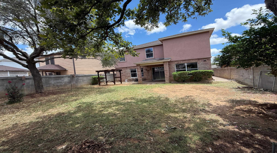 106 Jacales Ct, LAREDO, Texas 78045, 3 Bedrooms Bedrooms, 7 Rooms Rooms,2 BathroomsBathrooms,Residential,For Rent,106 Jacales Ct,20263387