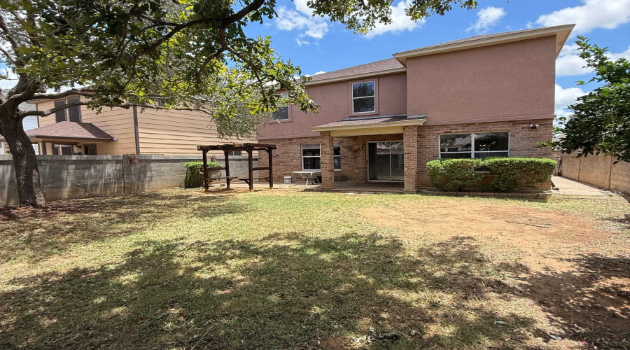 106 Jacales Ct, LAREDO, Texas 78045, 3 Bedrooms Bedrooms, 7 Rooms Rooms,2 BathroomsBathrooms,Residential,For Rent,106 Jacales Ct,20263387