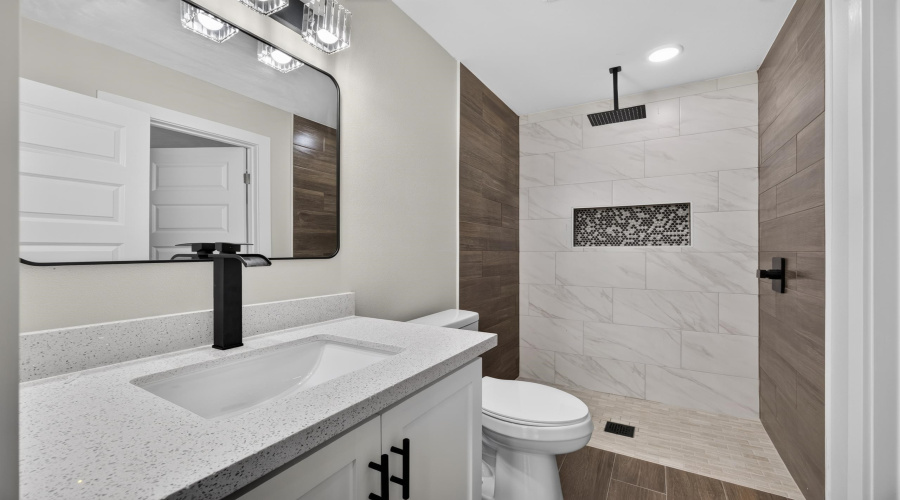 5006 Mariposa St., Laredo, Texas 78046, 3 Bedrooms Bedrooms, 5 Rooms Rooms,2 BathroomsBathrooms,Residential,For Sale,5006 Mariposa St.,20263390