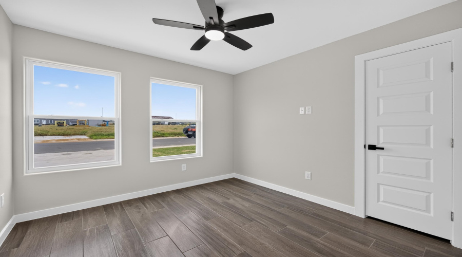 5006 Mariposa St., Laredo, Texas 78046, 3 Bedrooms Bedrooms, 5 Rooms Rooms,2 BathroomsBathrooms,Residential,For Sale,5006 Mariposa St.,20263390