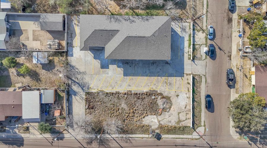 1303 Philadelphia St, Laredo, Texas 78041, 1 Bedroom Bedrooms, 2 Rooms Rooms,1 BathroomBathrooms,Residential,For Rent,1303 Philadelphia St,20263391