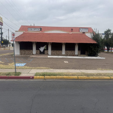 1019 San Bernardo Ave, Laredo, Texas 78040, 1 Room Rooms,4 BathroomsBathrooms,Commercial retail/office,For Sale,1019 San Bernardo Ave,20263392