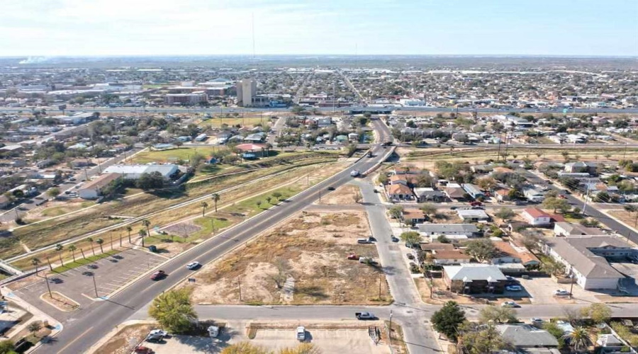 309 Frost St, Laredo, Texas 78046, ,Land,For Sale,309 Frost St,20263397