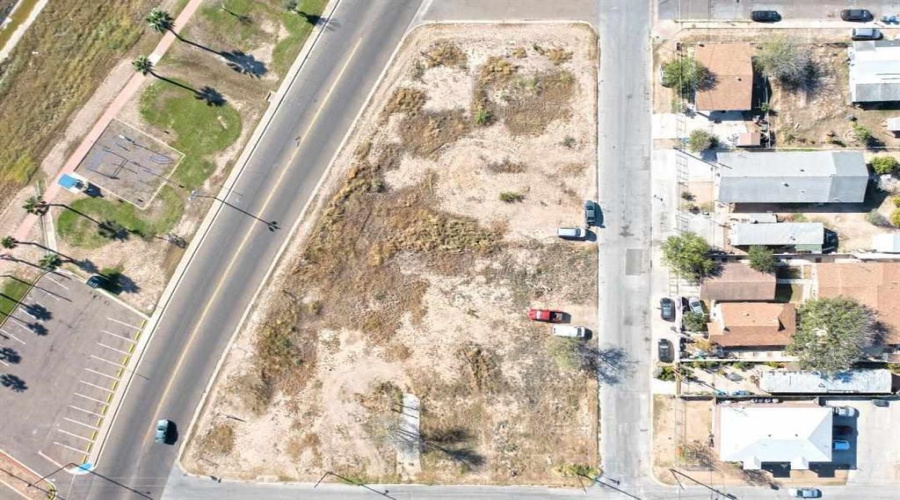 309 Frost St, Laredo, Texas 78046, ,Land,For Sale,309 Frost St,20263397