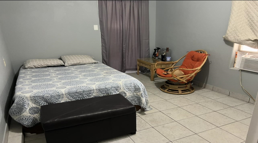 211 Rio Bravo Dr, Laredo, Texas 78041, 5 Bedrooms Bedrooms, 7 Rooms Rooms,3 BathroomsBathrooms,Residential,For Sale,211 Rio Bravo Dr,20263399