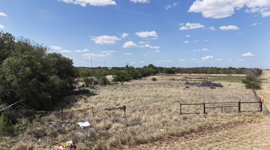600 S Main St, Encinal, Texas 78019, ,Land,For Sale,600 S Main St,20253203