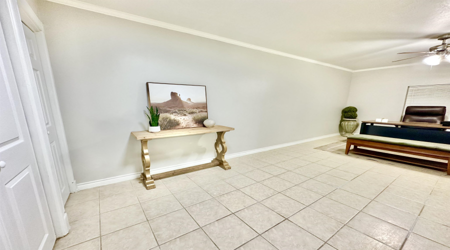 223 Maguey Dr, Laredo, Texas 78041-0000, 3 Bedrooms Bedrooms, 5 Rooms Rooms,1 BathroomBathrooms,Residential,For Sale,223 Maguey Dr,20263407