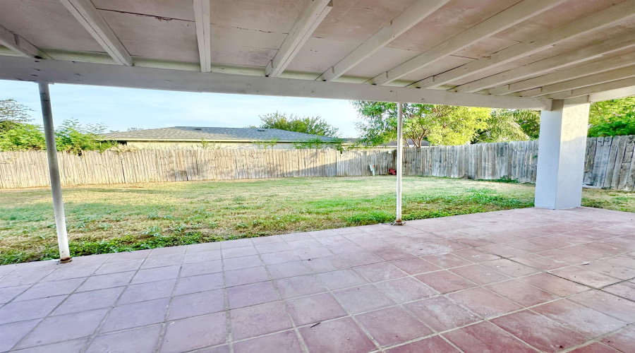 223 Maguey Dr, Laredo, Texas 78041-0000, 3 Bedrooms Bedrooms, 5 Rooms Rooms,1 BathroomBathrooms,Residential,For Sale,223 Maguey Dr,20263407