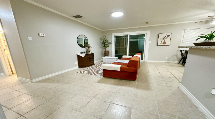 223 Maguey Dr, Laredo, Texas 78041-0000, 3 Bedrooms Bedrooms, 5 Rooms Rooms,1 BathroomBathrooms,Residential,For Sale,223 Maguey Dr,20263407