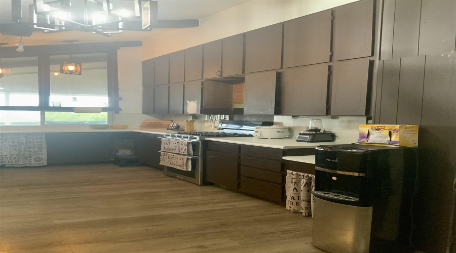 322 Military Rd, Zapata, Texas 78076, 5 Bedrooms Bedrooms, 9 Rooms Rooms,3 BathroomsBathrooms,Residential,For Sale,322 Military Rd,20263409