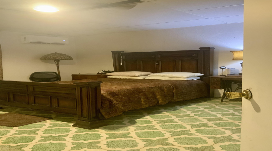 322 Military Rd, Zapata, Texas 78076, 5 Bedrooms Bedrooms, 9 Rooms Rooms,3 BathroomsBathrooms,Residential,For Sale,322 Military Rd,20263409