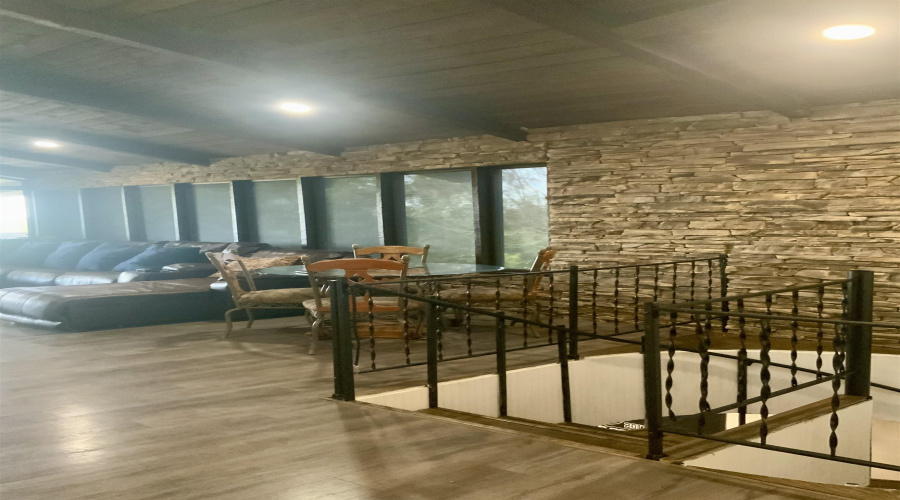 322 Military Rd, Zapata, Texas 78076, 5 Bedrooms Bedrooms, 9 Rooms Rooms,3 BathroomsBathrooms,Residential,For Sale,322 Military Rd,20263409