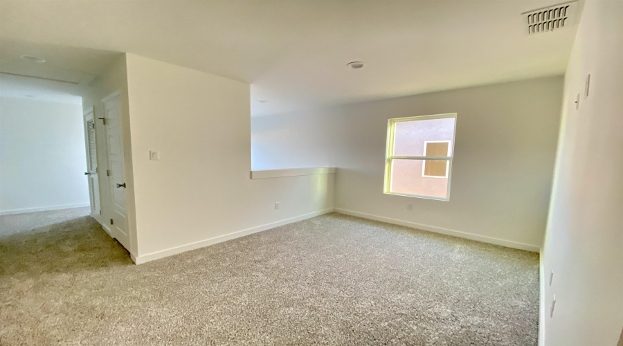 512 Deer Path Loop, Laredo, Texas 78045, 3 Bedrooms Bedrooms, 7 Rooms Rooms,2 BathroomsBathrooms,Residential,For Rent,512 Deer Path Loop,20263411
