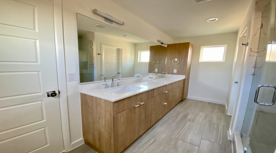 512 Deer Path Loop, Laredo, Texas 78045, 3 Bedrooms Bedrooms, 7 Rooms Rooms,2 BathroomsBathrooms,Residential,For Rent,512 Deer Path Loop,20263411