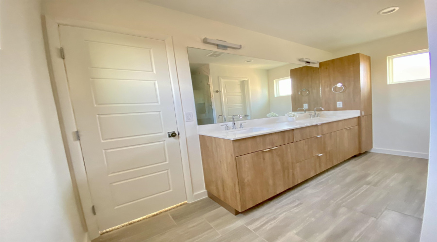 512 Deer Path Loop, Laredo, Texas 78045, 3 Bedrooms Bedrooms, 7 Rooms Rooms,2 BathroomsBathrooms,Residential,For Rent,512 Deer Path Loop,20263411