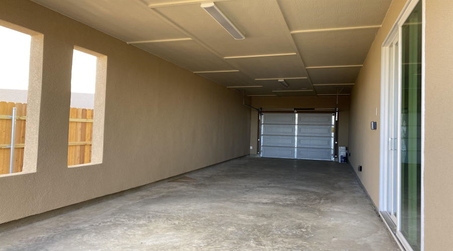 512 Deer Path Loop, Laredo, Texas 78045, 3 Bedrooms Bedrooms, 7 Rooms Rooms,2 BathroomsBathrooms,Residential,For Rent,512 Deer Path Loop,20263411