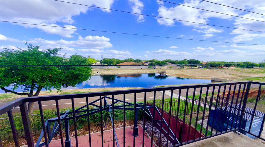 2445 Monarch Dr, Laredo, Texas 78045, 3 Bedrooms Bedrooms, 3 Rooms Rooms,2 BathroomsBathrooms,Residential,For Rent,2445 Monarch Dr,20263412
