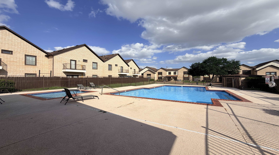 2445 Monarch Dr, Laredo, Texas 78045, 3 Bedrooms Bedrooms, 3 Rooms Rooms,2 BathroomsBathrooms,Residential,For Rent,2445 Monarch Dr,20263412