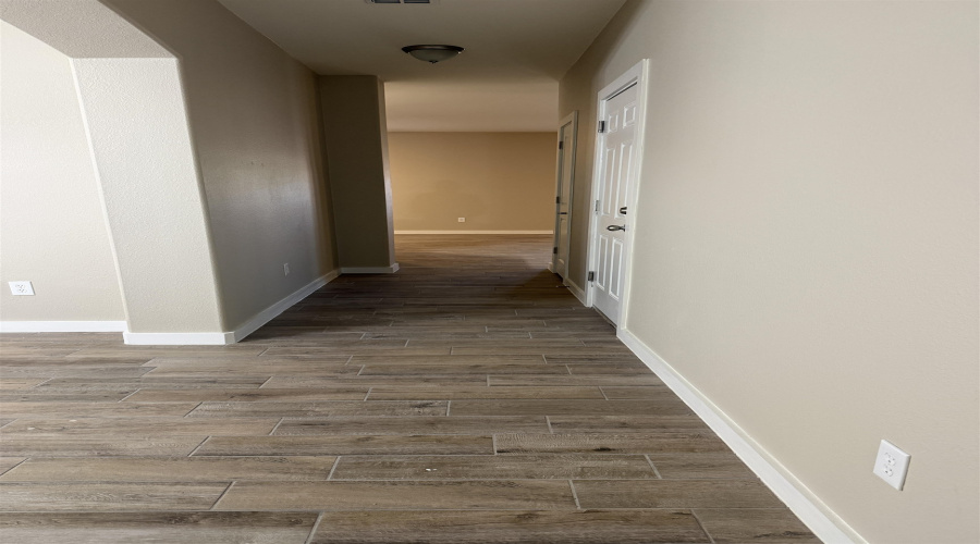 3104 Quintero St, Laredo, Texas 78045, 3 Bedrooms Bedrooms, 5 Rooms Rooms,2 BathroomsBathrooms,Residential,For Rent,3104 Quintero St,20263413