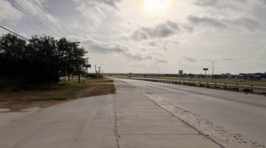 179 N IH-35, Cotulla, Texas 78014, ,Land,For Sale,179 N IH-35,20263417
